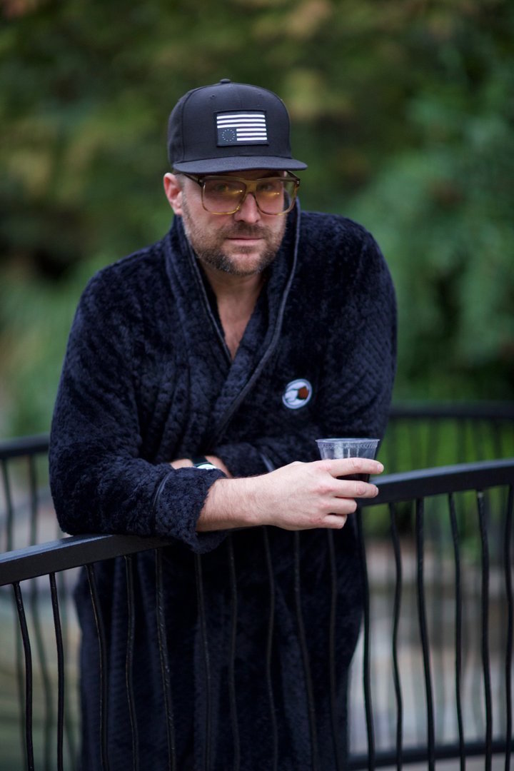 Onyx Lux Robe