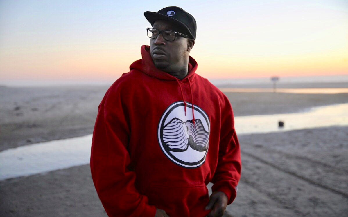 Signature Classic Hoodie (3 Colors)
